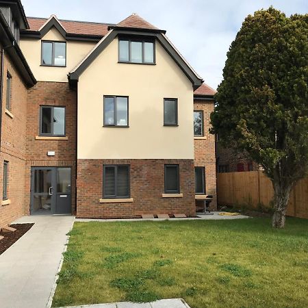 2 Bedroom 2 Bathroom Apartment 8 Including Free Parking Bromley Buitenkant foto