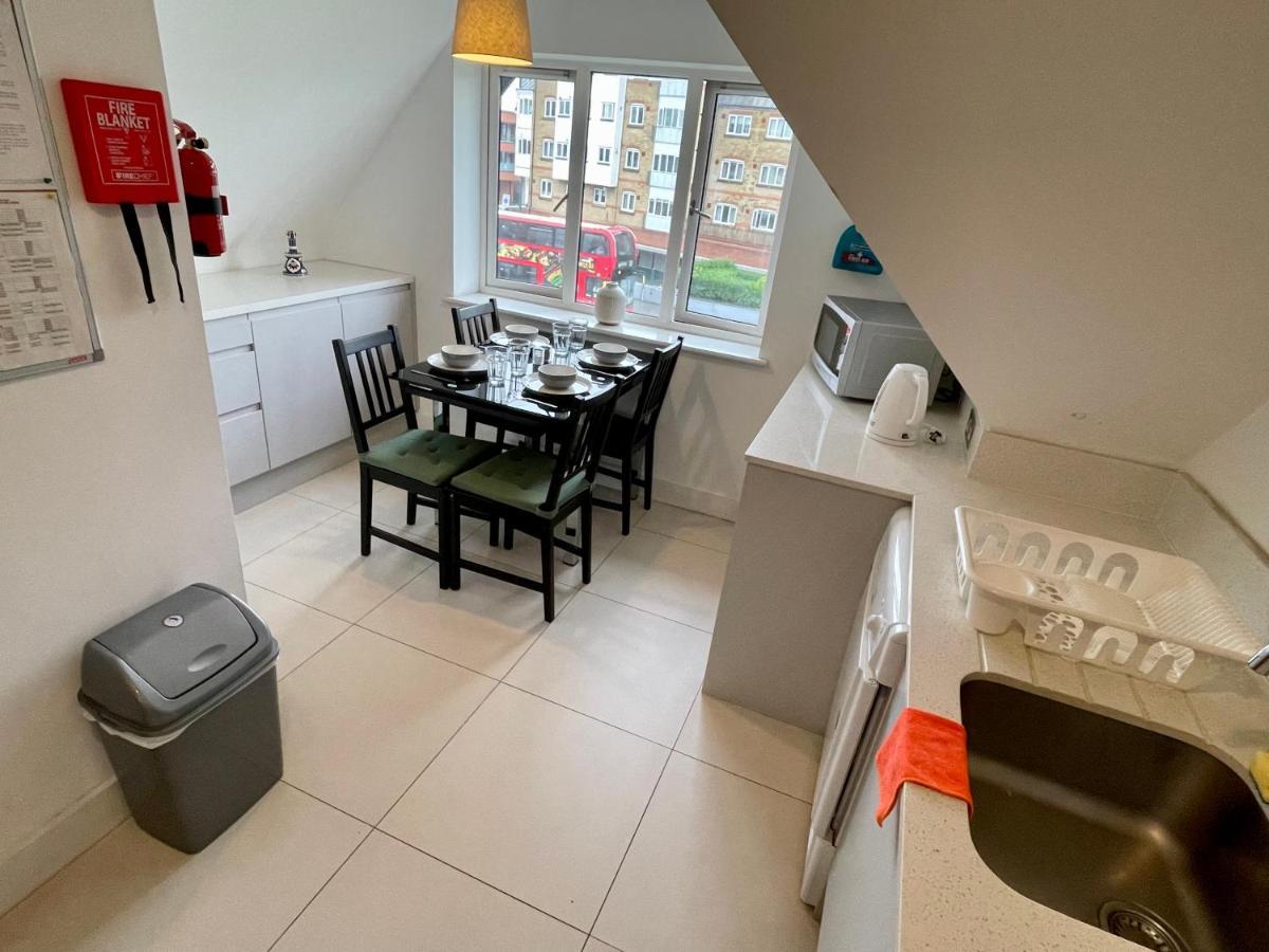 2 Bedroom 2 Bathroom Apartment 8 Including Free Parking Bromley Buitenkant foto