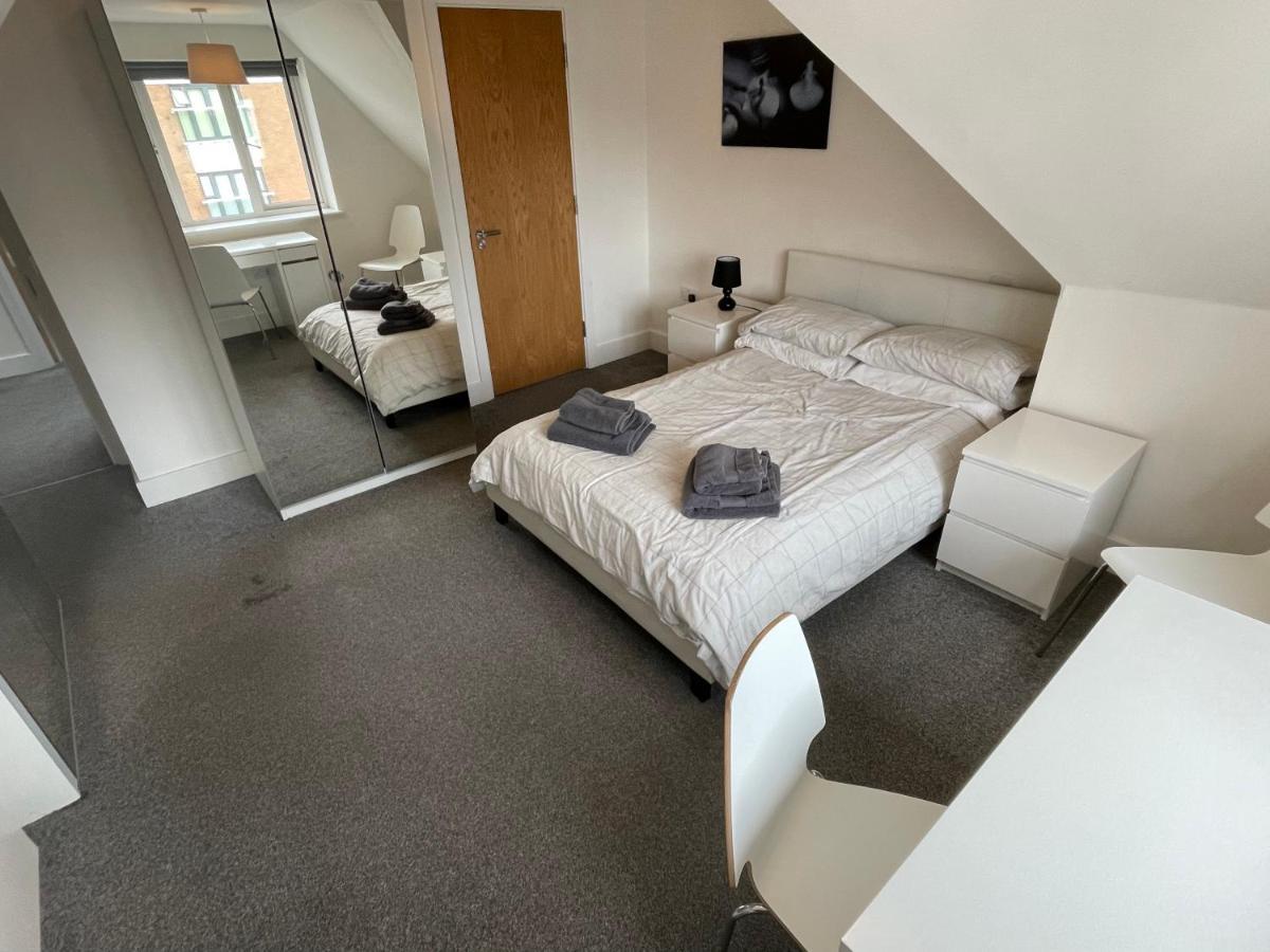 2 Bedroom 2 Bathroom Apartment 8 Including Free Parking Bromley Buitenkant foto