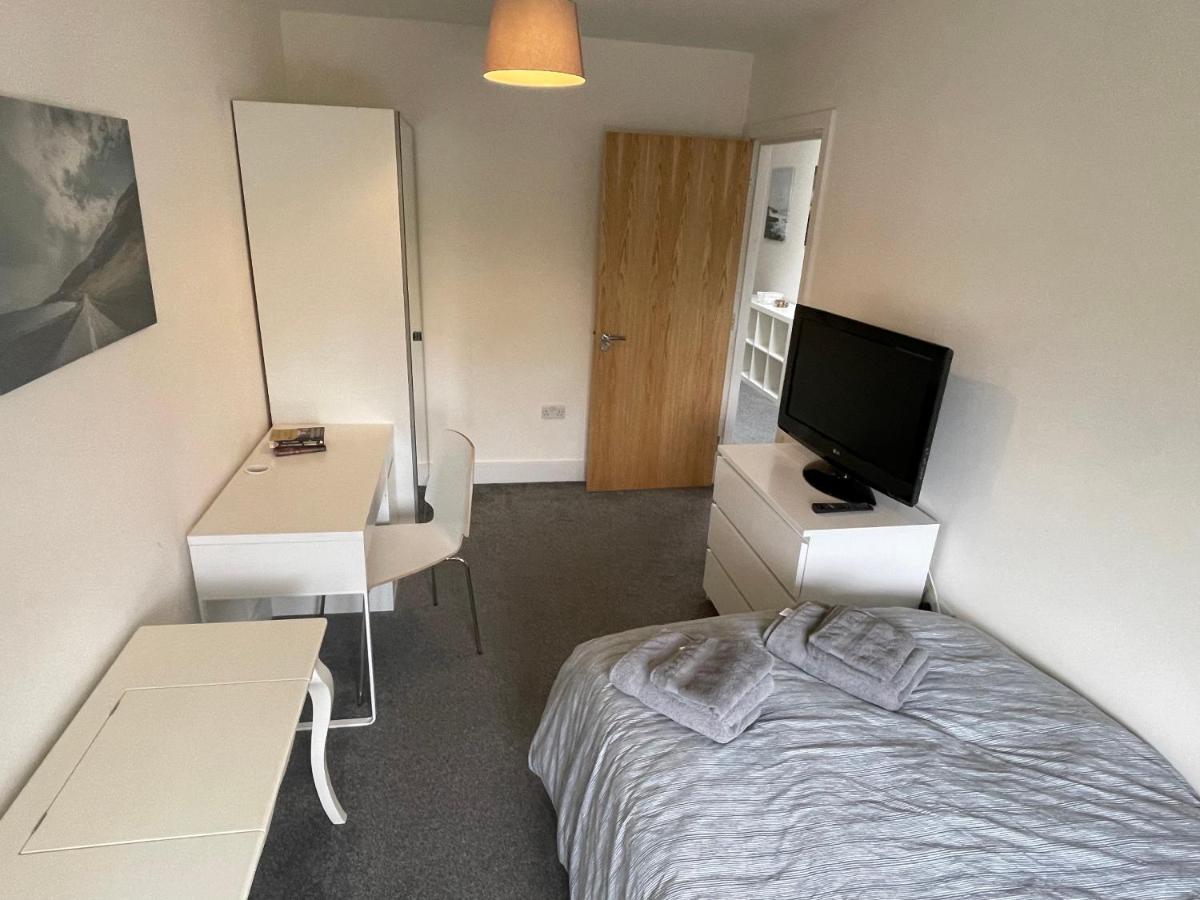 2 Bedroom 2 Bathroom Apartment 8 Including Free Parking Bromley Buitenkant foto